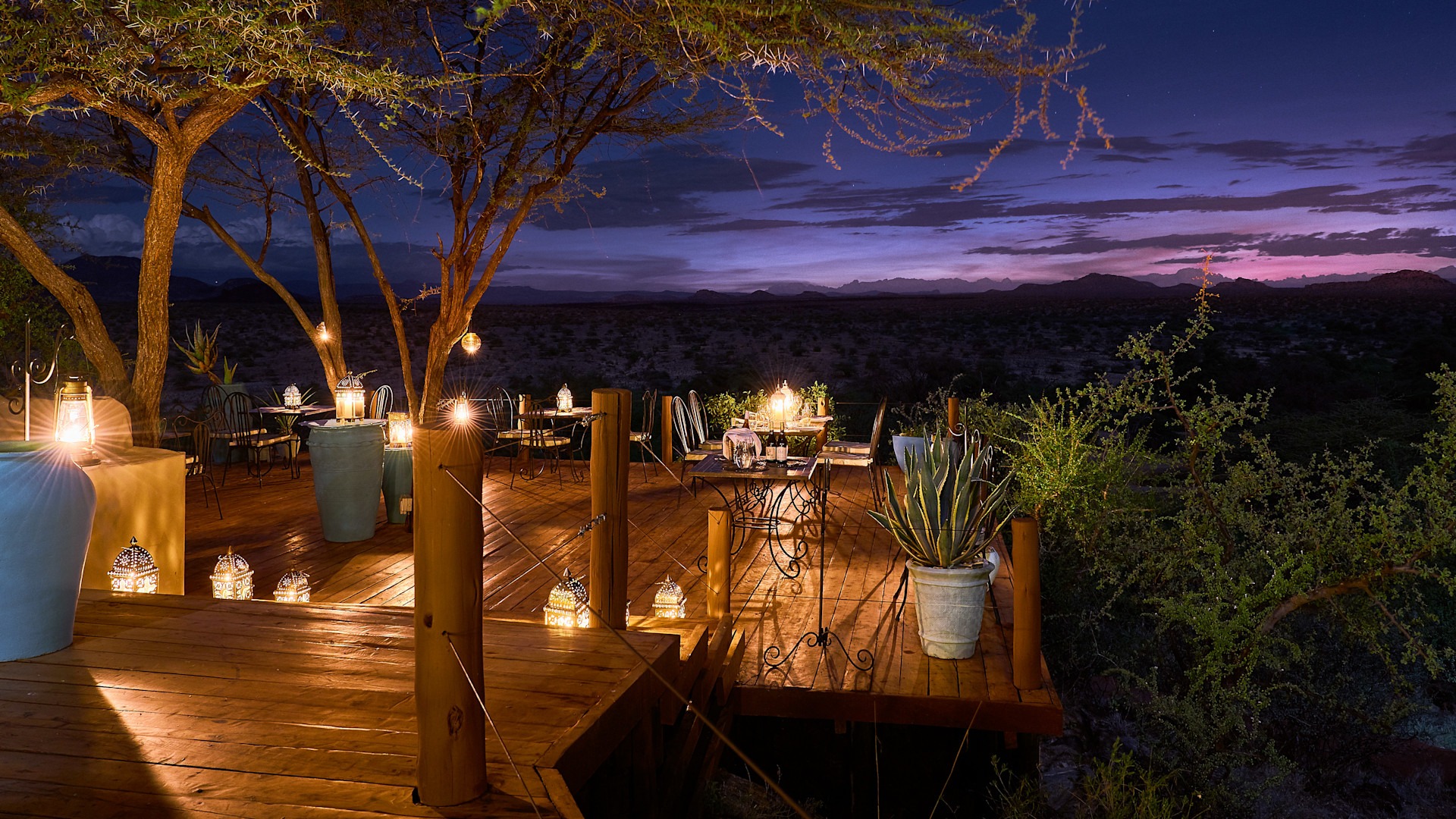 4 Days / 3 Nights – Treehotel and Samburu Safari